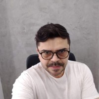 Adriano Marques