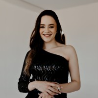 Luciana Vilela, MD