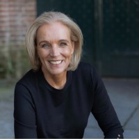 Jolanda Salari