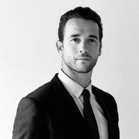 Romain Senet, Caia