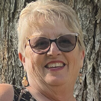 Luanne Schultz