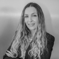 Claudia Vera De Paul