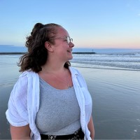 Nicole Pinkerton, Mba