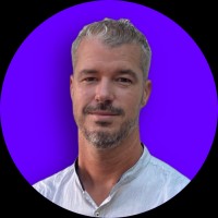 Vincent Burkic 🌐 Expert en création de sites web 💻