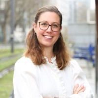Dr. Kira Müntjes