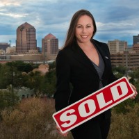 Nysha Lynn (Realtor)