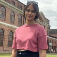 Anushka Thakur