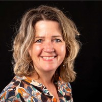 Anita Bron