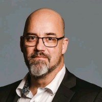 Greger Lundbäck