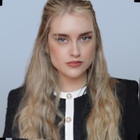 Ana Ruiz