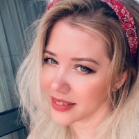 Юлия Жираткова