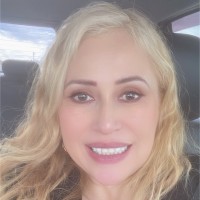 Claudia V Diaz