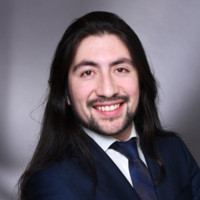 Dr. Mauricio Fernández