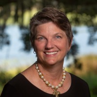 Libby Holloway, Isa Capp