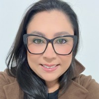 Djênifer Quadros de Souza Weiss Nunes