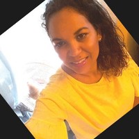 Angela Reyes