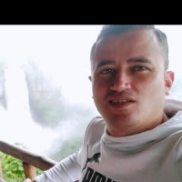 Andres Leon