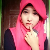 Tina Apriani