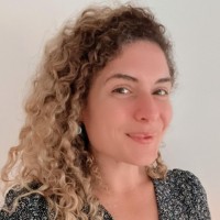 Charlotte Karagueuzian