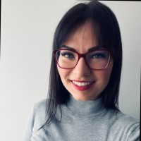 Nóra Pesti