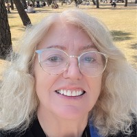 Dr Sandra Beach