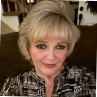 Carolyn Pacholec, Rn