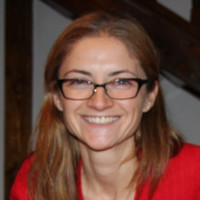 Nadia Balint