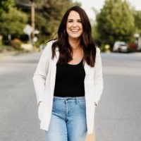 Kari Williams, Mba