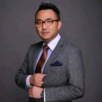 Roman Hu