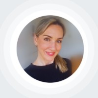 Monique van den Bergh