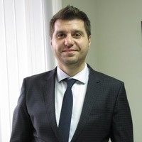 Yuriy Atamaniv