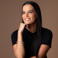Thais Faria
