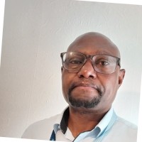 Wallace Mandimutsira