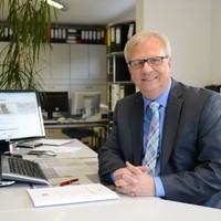 Reinhard Schmidt