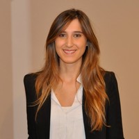 Almudena Santaolalla Bolland, Frm