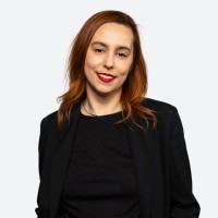 Tássia P.