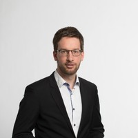 Dr. Till Gerhardt