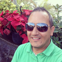 Leo Acosta