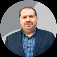 Dr. Omar Abdulsamad