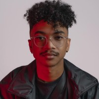 Kurt April