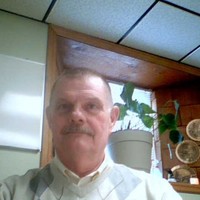 Robert (Bob) Flowers