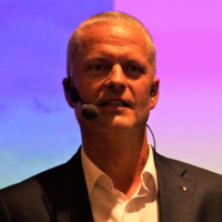 Jürgen T. Knauf