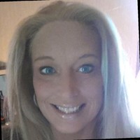 Robyn Yertzell