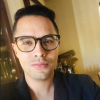 Adrian Flores
