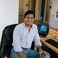 Eduardo Martínez