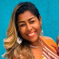 Claucia Paula Calixto De Almeida