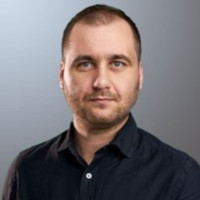 Liviu N.