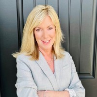 Laurie Snyder