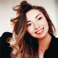 Julie Dallas