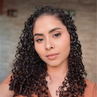 Layane Araújo